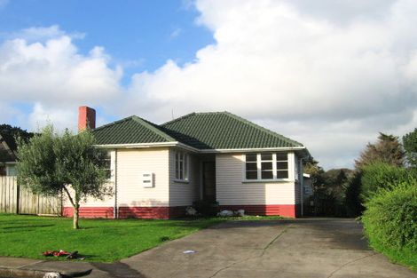 Photo of property in 29 Middlemore Crescent, Papatoetoe, Auckland, 2025