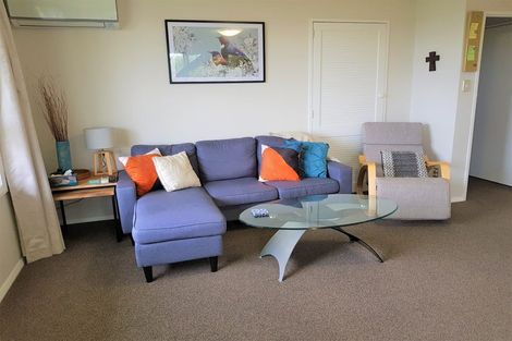 Photo of property in 34 The Brae, Mount Pleasant, Christchurch, 8081