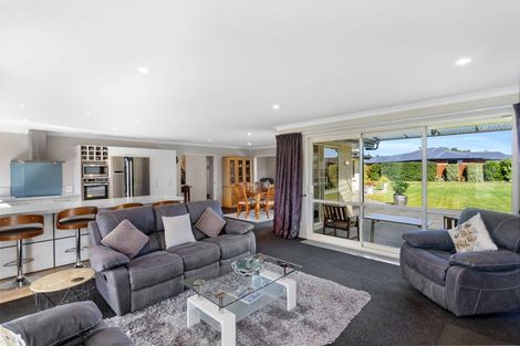 Photo of property in 44 Willowside Place, Amberley, 7410