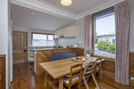 Photo of property in 18 Kilgour Street, Roslyn, Dunedin, 9010