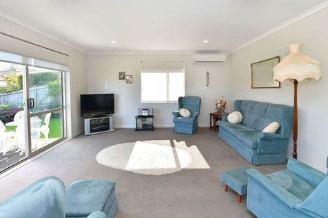 Photo of property in 1 Hewson Drive, Snells Beach, 0920
