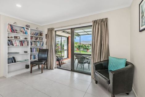 Photo of property in 6 Woodbank Street, Somerfield, Christchurch, 8024