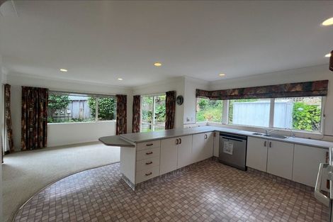 Photo of property in 43a Winara Avenue, Waikanae, 5036