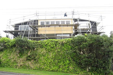 Photo of property in 70 Messenger Terrace, Oakura, 4314