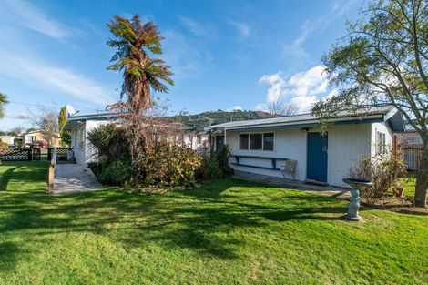 Photo of property in 14 Darroch Street, Fairy Springs, Rotorua, 3015