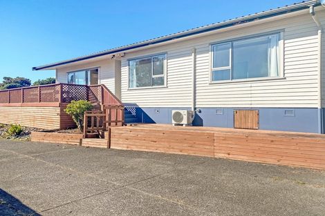 Photo of property in 69 Harrington Road, Henderson, Auckland, 0610