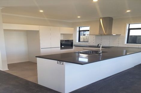 Photo of property in 24 Piripono Crescent, Pukekohe, 2120