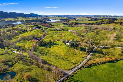 Photo of property in 42 Jumna Road, Maungaturoto, 0587