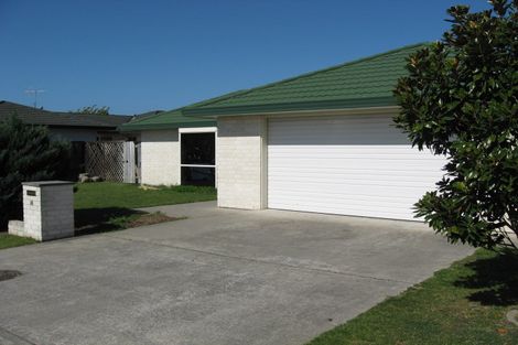 Photo of property in 14 Hadleigh Court, Paraparaumu, 5032