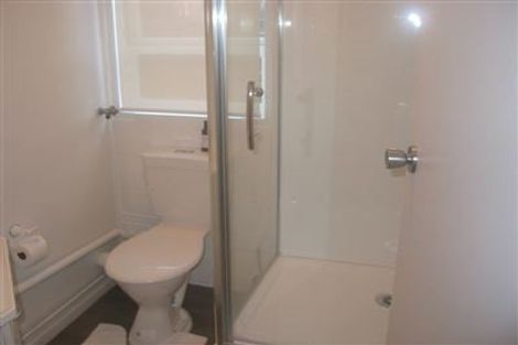 Photo of property in 1/14 Frieston Road, Milford, Auckland, 0620