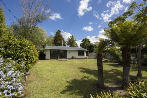 Photo of property in 28 Shoemaker Road, Waipu, 0510