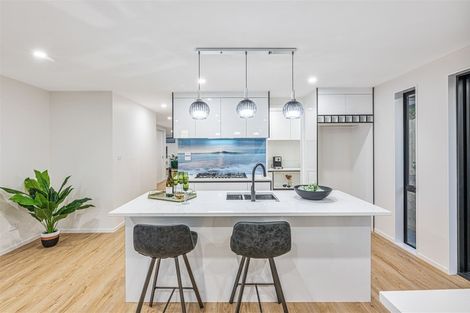 Photo of property in 1 Shibata Rise, Ranui, Auckland, 0612