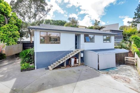 Photo of property in 28 Cranston Street, Torbay, Auckland, 0632