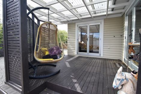 Photo of property in 65 Victoria Street, Carterton, 5713