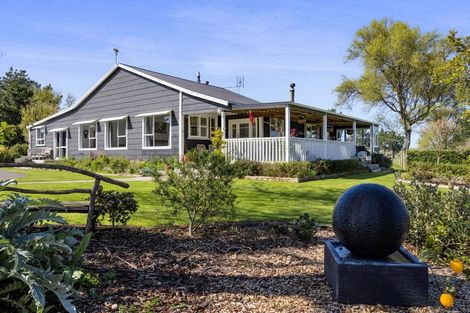 Photo of property in 2 Tayler Street, Eltham, 4322