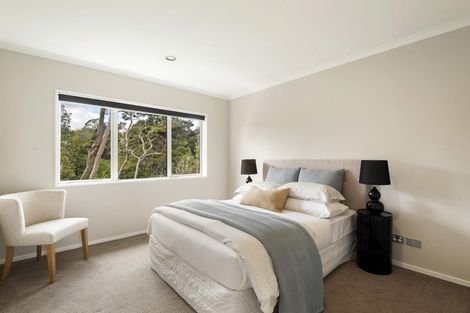 Photo of property in 29d Greenhithe Road, Greenhithe, Auckland, 0632