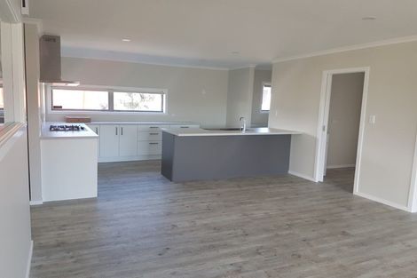 Photo of property in 2 Waitaria Terrace, Aotea, Porirua, 5024