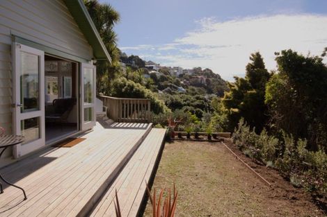 Photo of property in 99 Grafton Road, Roseneath, Wellington, 6011