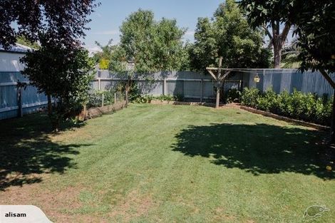 Photo of property in 15 Tasman Street, Havelock North, 4130