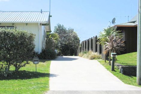 Photo of property in 76b Percy Road, Papamoa Beach, Papamoa, 3118