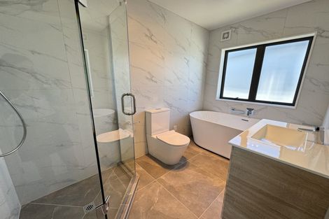 Photo of property in 22c Toru Street, Te Atatu Peninsula, Auckland, 0610