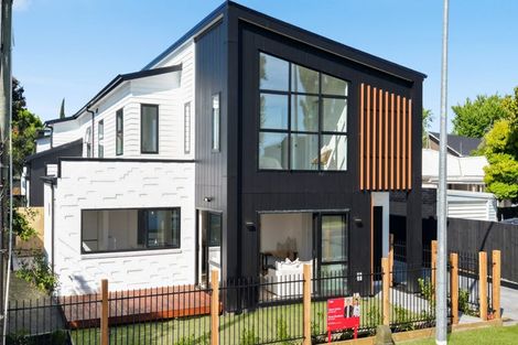 Photo of property in 1/11 Comries Road, Chartwell, Hamilton, 3210