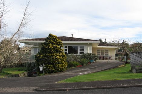 Photo of property in 1 Bollard Street, Maeroa, Hamilton, 3200