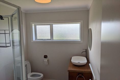 Photo of property in 2 Liddel Grove, Island Bay, Wellington, 6023