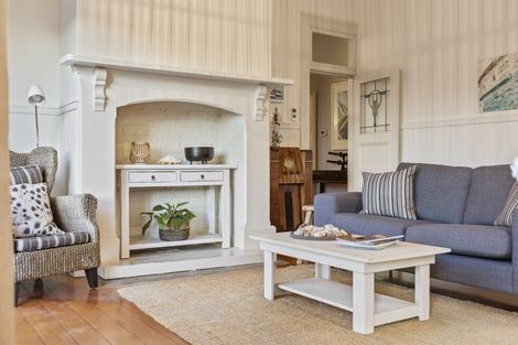 Photo of property in 143 Vauxhall Road, Narrow Neck, Auckland, 0624