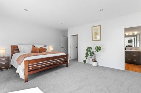 Photo of property in 30 De Castro Drive, Blenheim, 7201