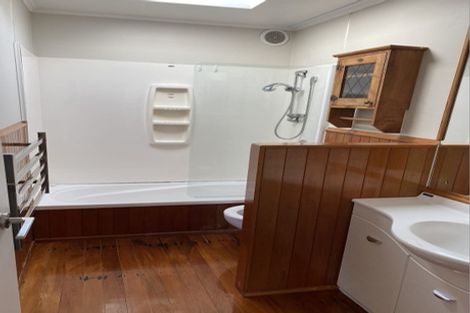 Photo of property in 65 Hebron Road, Waiake, Auckland, 0630