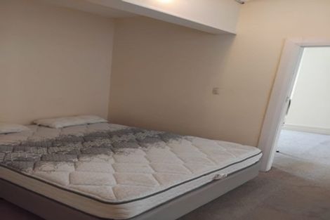 Photo of property in 36 Macdonald Crescent, Te Aro, Wellington, 6011