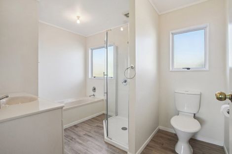 Photo of property in 64 Percy Millen Drive, Waiau Pa, Pukekohe, 2679