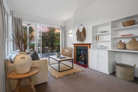 Photo of property in 87 Edward Avenue, Edgeware, Christchurch, 8013