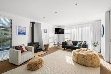 Photo of property in 15 Hunt Place, Albert Town, Wanaka, 9305