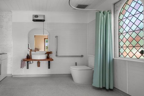 Photo of property in Ex St Johns Church, 1605 Teviot Road, Millers Flat, Roxburgh, 9572