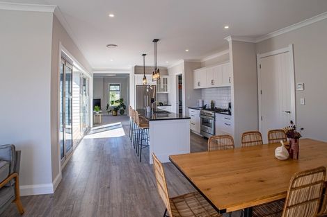 Photo of property in 129 Arataki Road, Havelock North, 4130