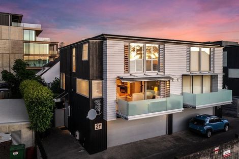 Photo of property in 2f Dodson Avenue, Milford, Auckland, 0620