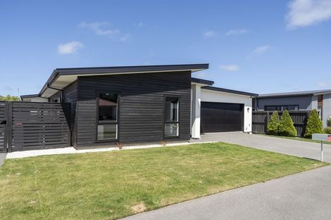 Photo of property in 18 Robert Duncan Road, Belfast, Christchurch, 8051