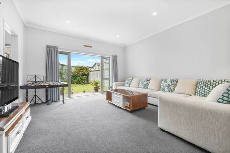 Photo of property in 48 Kaimoana Street, Weymouth, Auckland, 2103