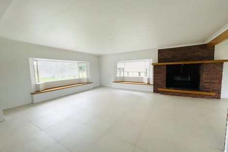 Photo of property in 11 Bream Revel Way, Karaka, Papakura, 2580