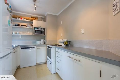 Photo of property in 1/10 Morton Avenue, Forrest Hill, Auckland, 0620