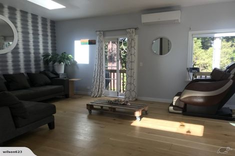 Photo of property in 202 Wade River Road, Wade Heads, Whangaparaoa, 0932