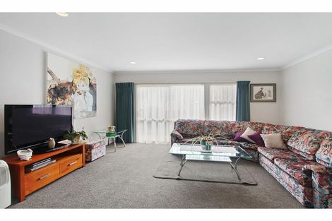 Photo of property in 78 Sunset Road, Unsworth Heights, Auckland, 0632