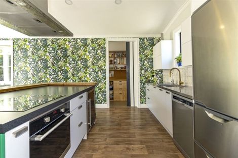 Photo of property in 22 Mckenzie Street, Geraldine, 7930