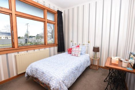 Photo of property in 32 Mary Street, Winton, 9720