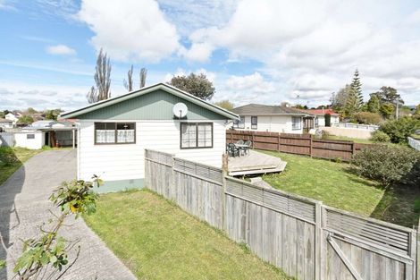 Photo of property in 43 Luanda Drive, Ranui, Auckland, 0612