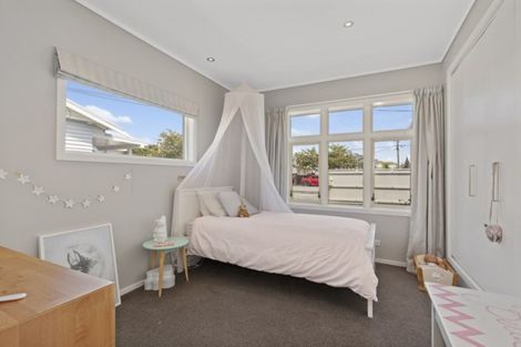 Photo of property in 21 Pilmuir Street, Hutt Central, Lower Hutt, 5010