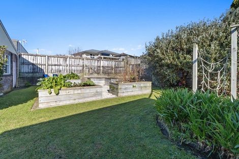 Photo of property in 5 Smeaton Road, Bell Block, New Plymouth, 4312