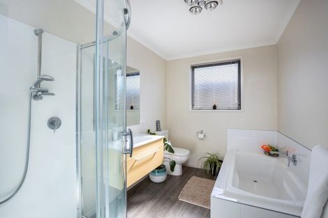 Photo of property in 20 Bosworth Street, Egmont Village, 4372